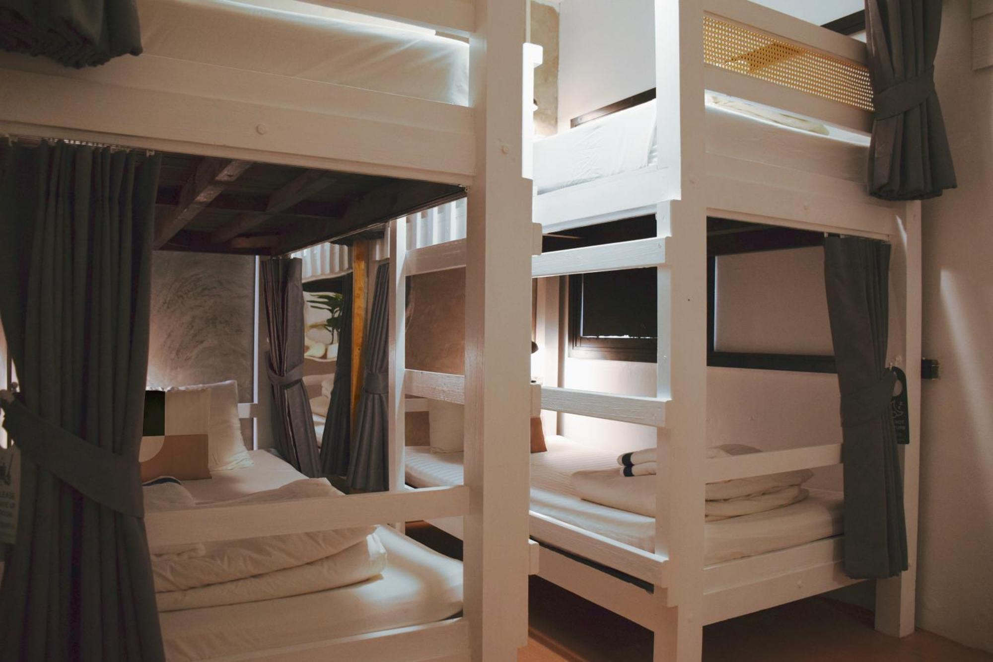 Costa Bed Hua Hin Hostel Ngoại thất bức ảnh