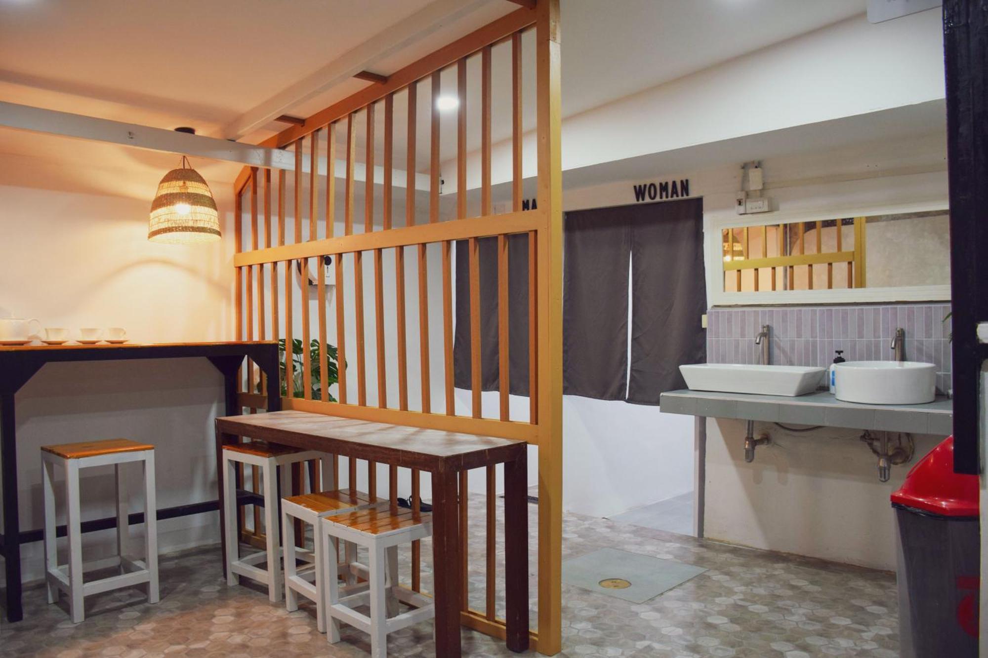 Costa Bed Hua Hin Hostel Ngoại thất bức ảnh